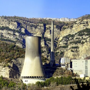 High-Altitude Cooling Towers