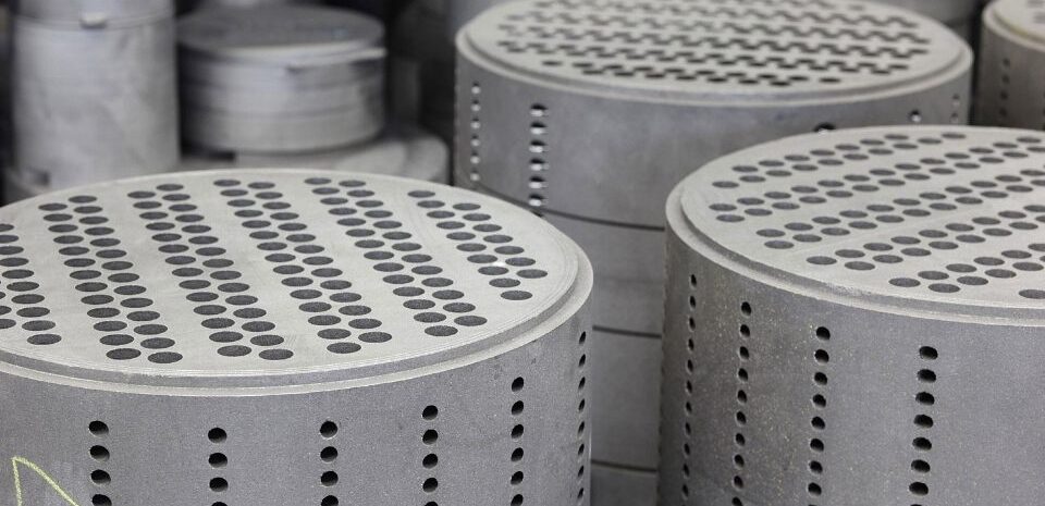 Graphite heat exchanger blocks are an indispensable part of many industrial processes, offering superior thermal management and resistance to corrosion, which is critical in harsh and chemically aggressive environments.